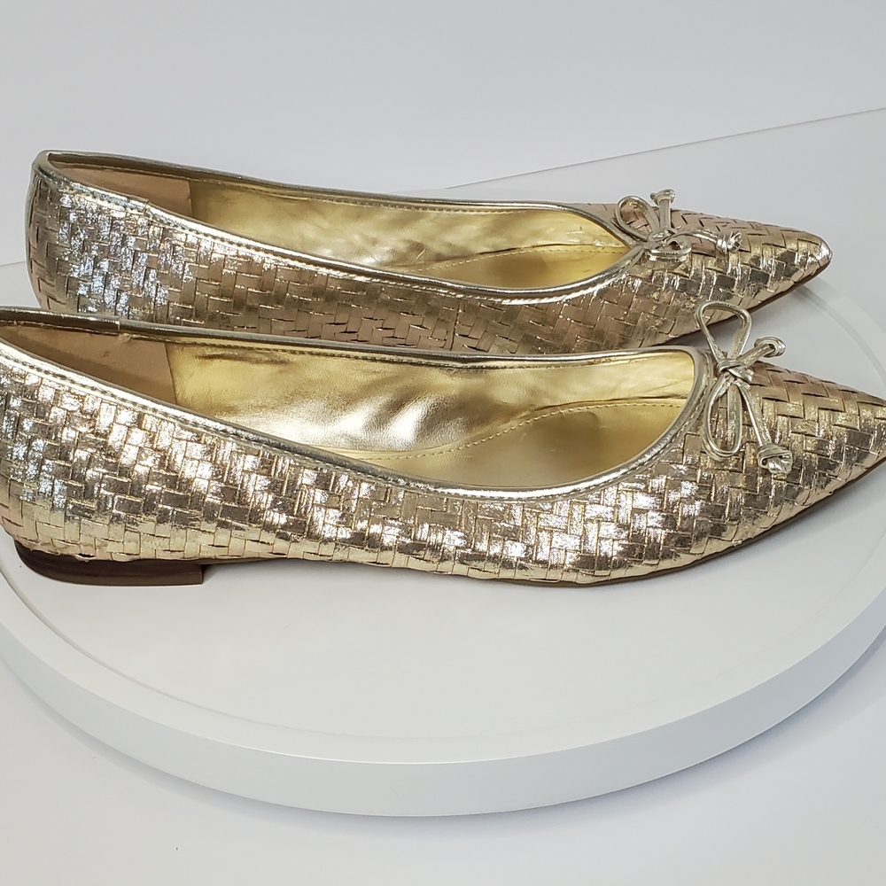 MARC FISHER "Apala" Gold Woven Pointed Flats SZ 9.5